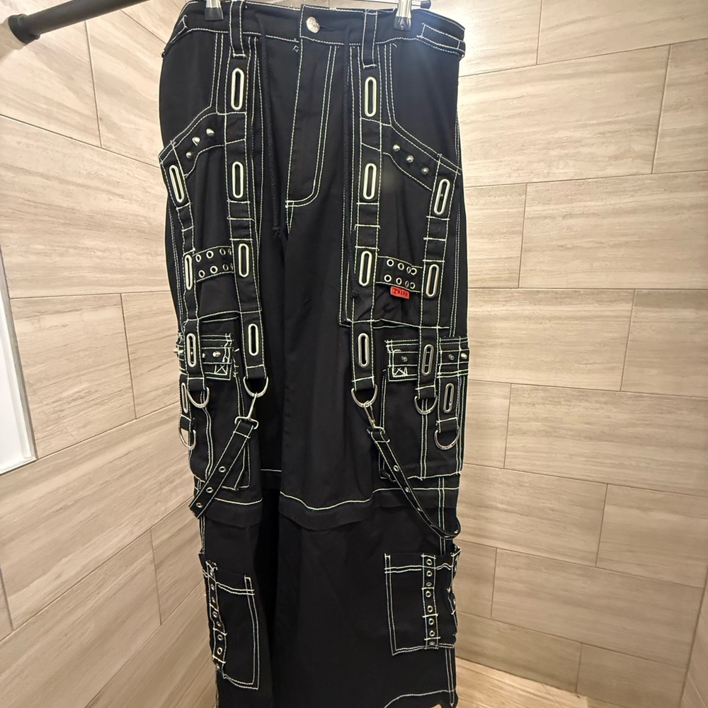 Tripp NYC Black Unisex Convertible Cargo Pants/Shorts
